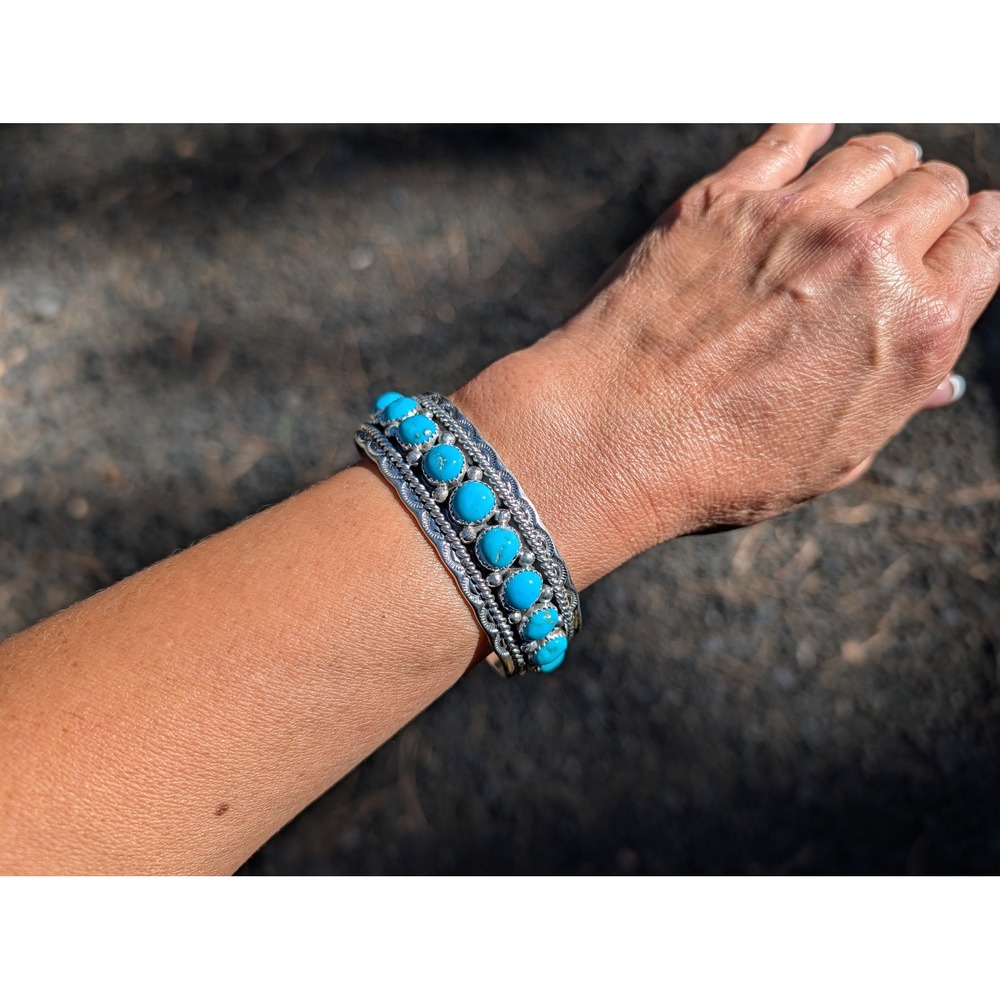Navajo Sleeping Beauty Turquoise Cluster Bracelet by‎ Chester charley Sz 7US**